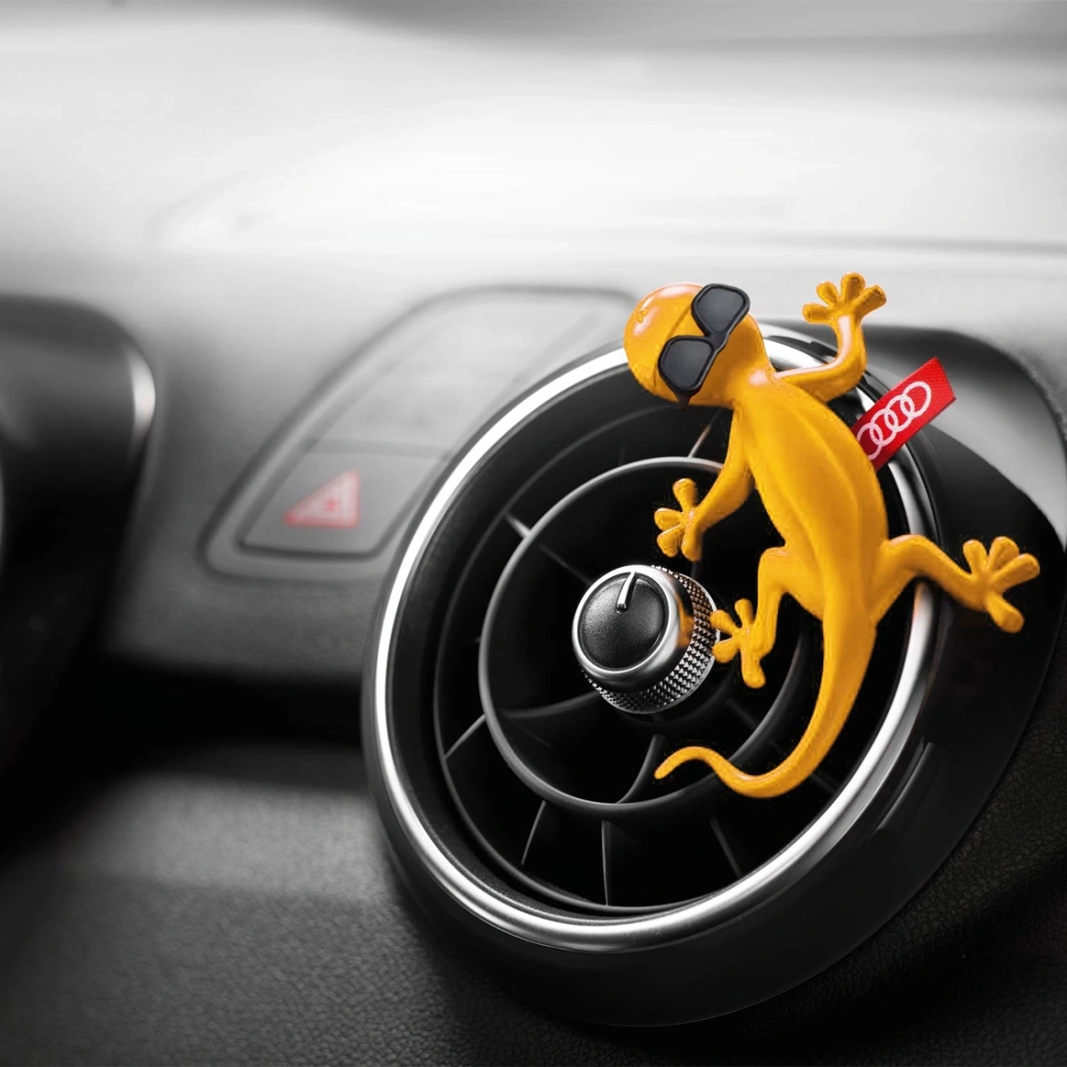 Audi Sport Güneş Gözlüklü Gecko Meyve Aromalı Araç Kokusu - Sarı