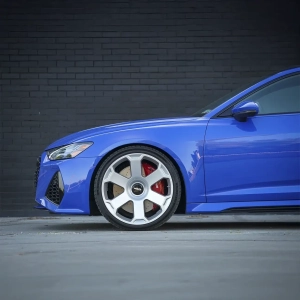 Rotiform AVS Brushed Silver 10,5x22 5x112 ET10 CB:66.56 Takım Jant