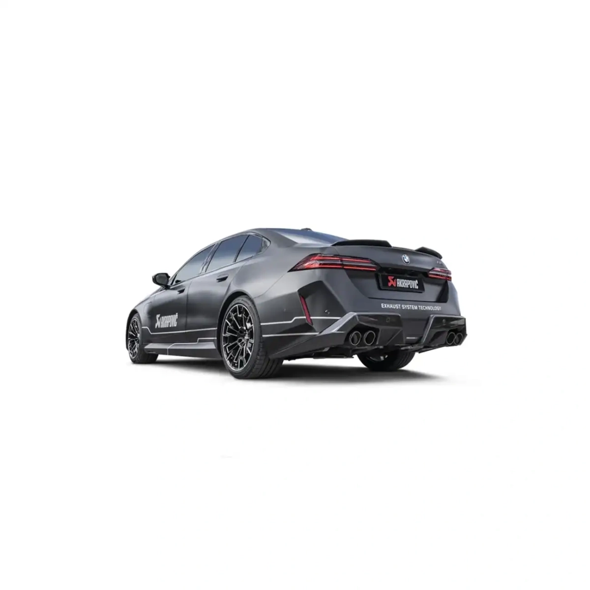 Akrapovic Karbon Fiber Arka Difüzör (High Gloss) – BMW M5 (G90 / G99)
