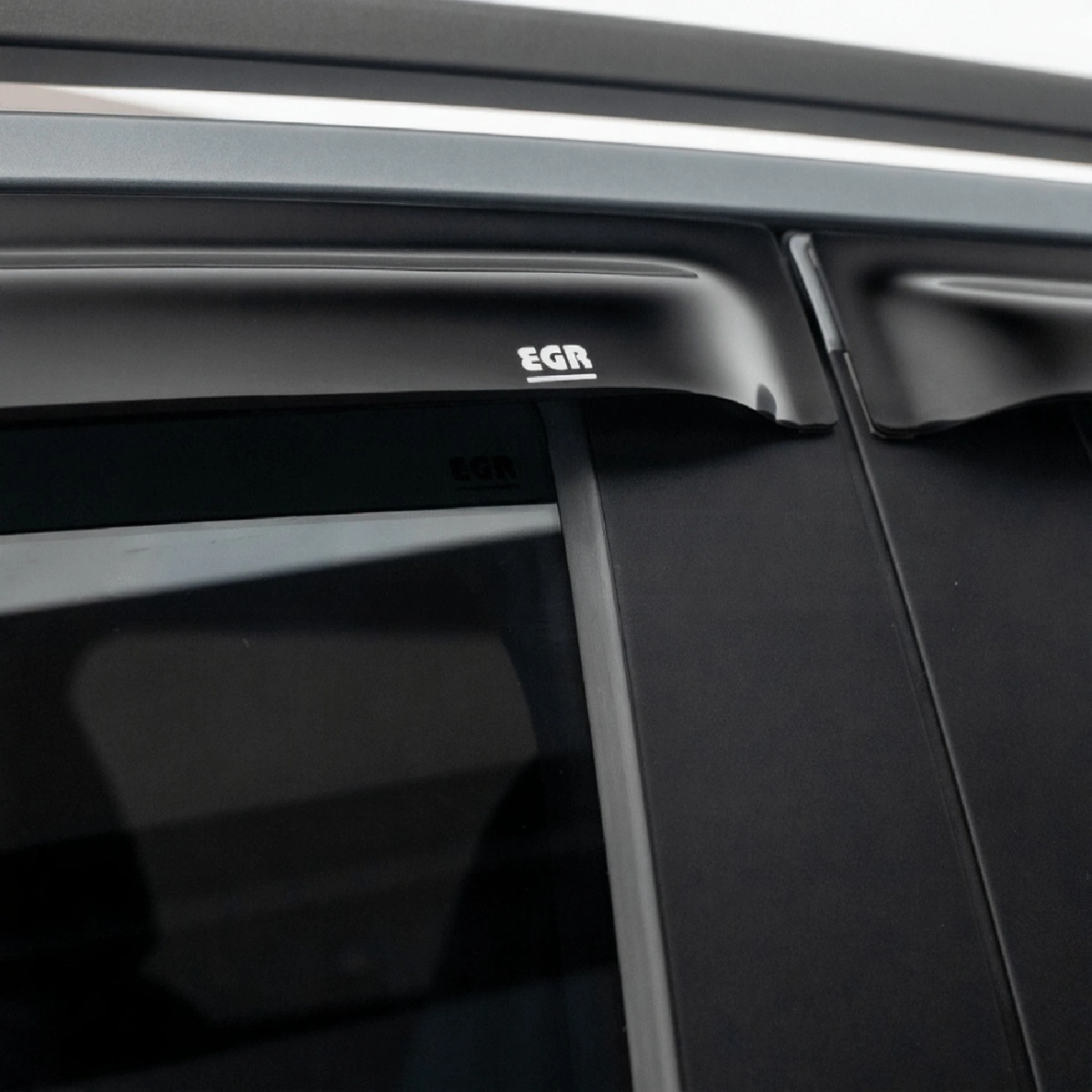 EGR Yan Cam Rüzgarlığı Volkswagen Amarok - Vent Visor Seti Ön ve Arka