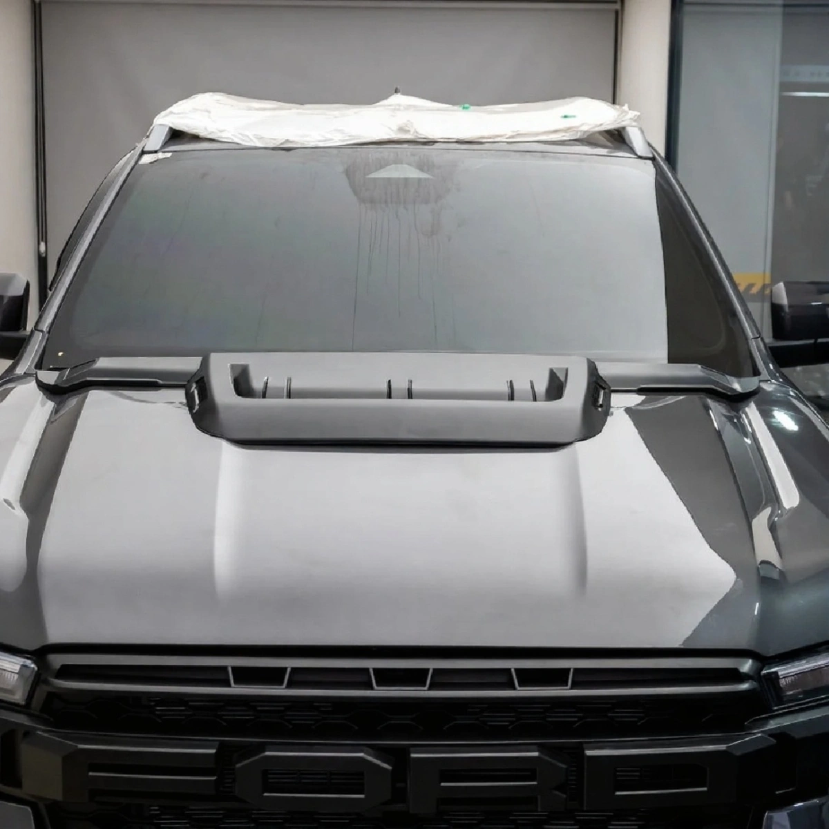 Monde Raptor Type Scoop Ford Ranger 2023+ Kaput Hava Giriş Aksesuarı - Raptor Görünüm