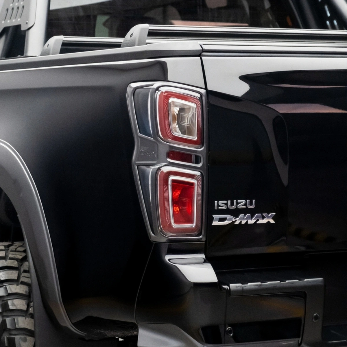 Monde Stop Çerçevesi - Arka Stop Lambası Koruma Aksesuarı Isuzu D-Max