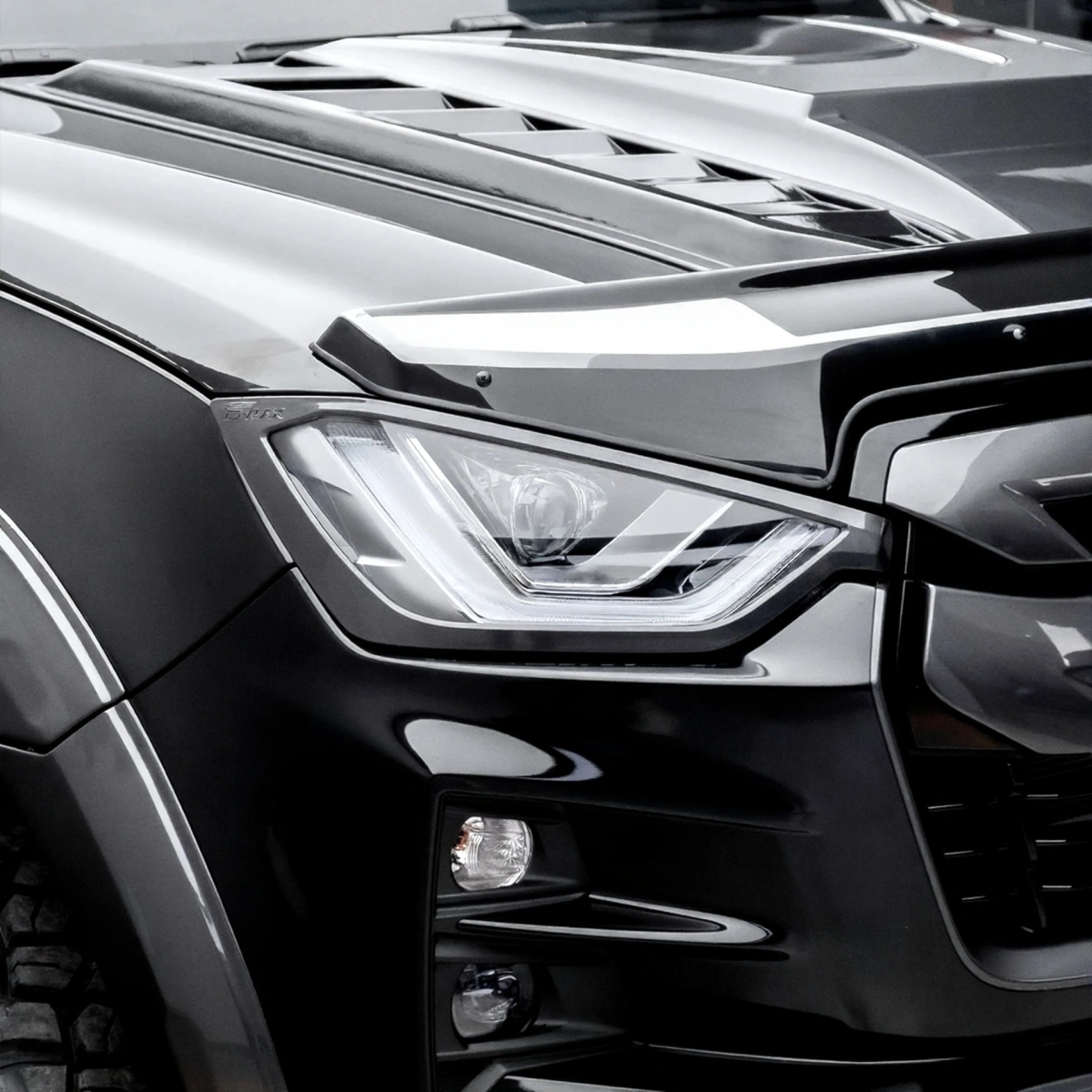 Monde Far Çerçevesi - Ön Far Koruma ve Stil Aksesuarı Isuzu D-Max
