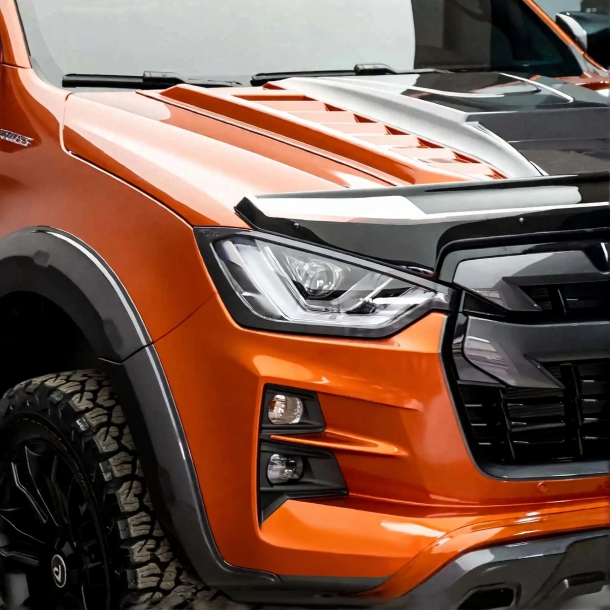 Monde Far Çerçevesi - Ön Far Koruma ve Stil Aksesuarı Isuzu D-Max