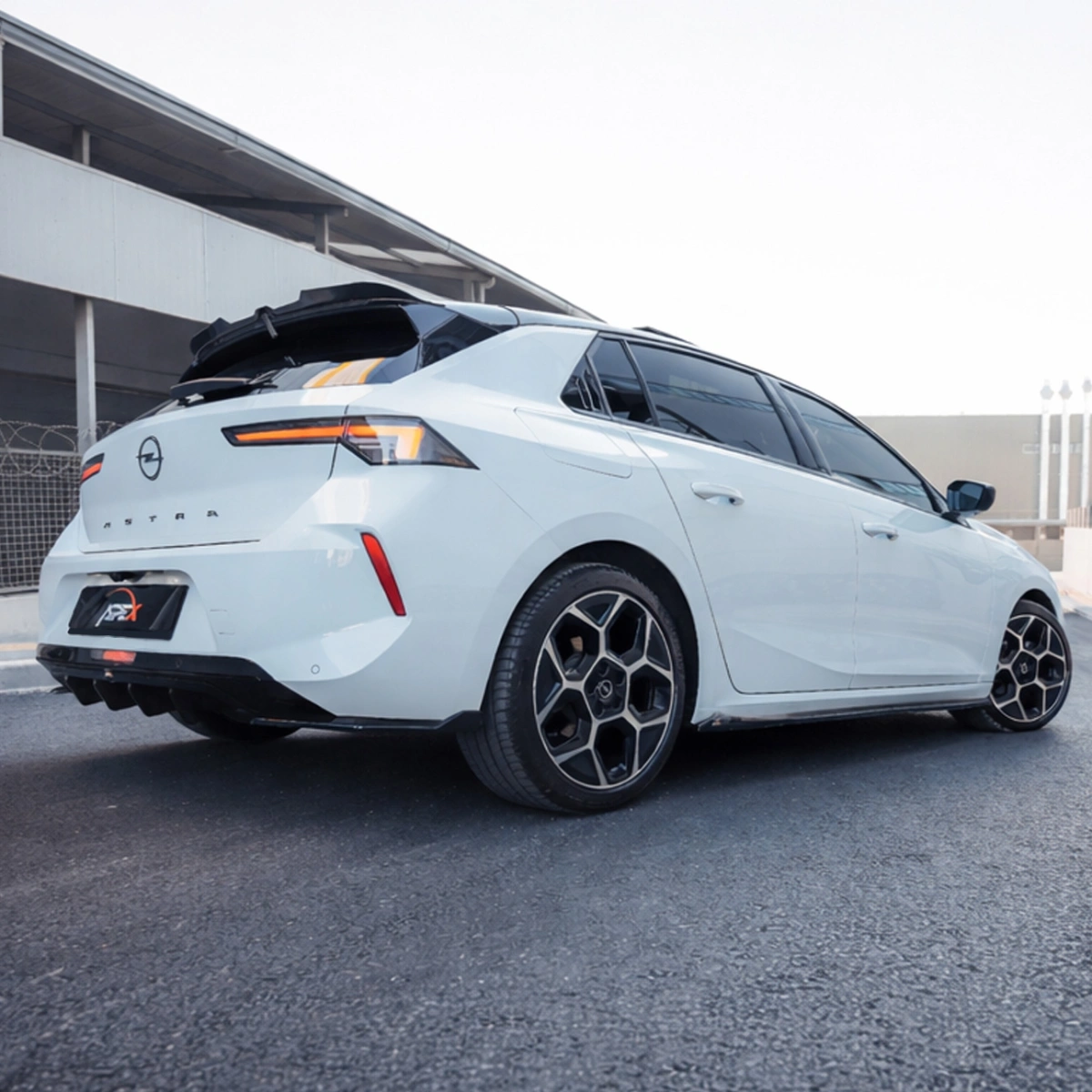 Apex Aero Design - Opel Astra L (2020+) - Difüzör - Rear Valance