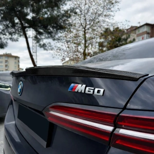 Drifton Bmw G60 - 2024 Dry Karbon Spoiler