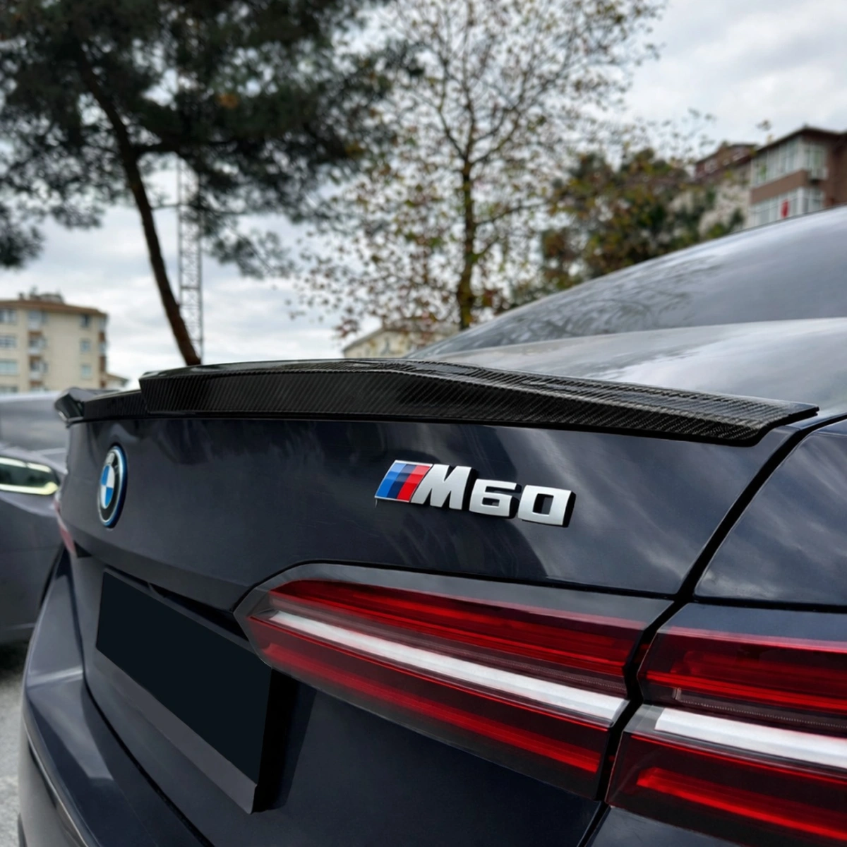 Drifton Bmw G60 - 2024 Dry Karbon Spoiler