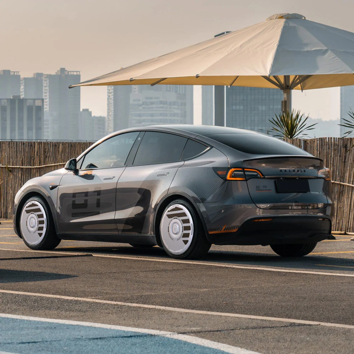 HALOBLK HALODISC 2 H-INDUSTRY - Tesla Model Y -19 inç Aerodinamik Beyaz Jant Kapağı - 4 Adet