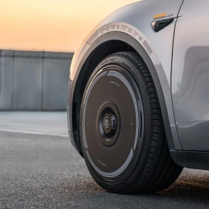 HALOBLK HALODISC 2 CyberTrack - Tesla Model Y - 19 inç Aerodinamik Siyah Jant Kapağı - 4 Adet