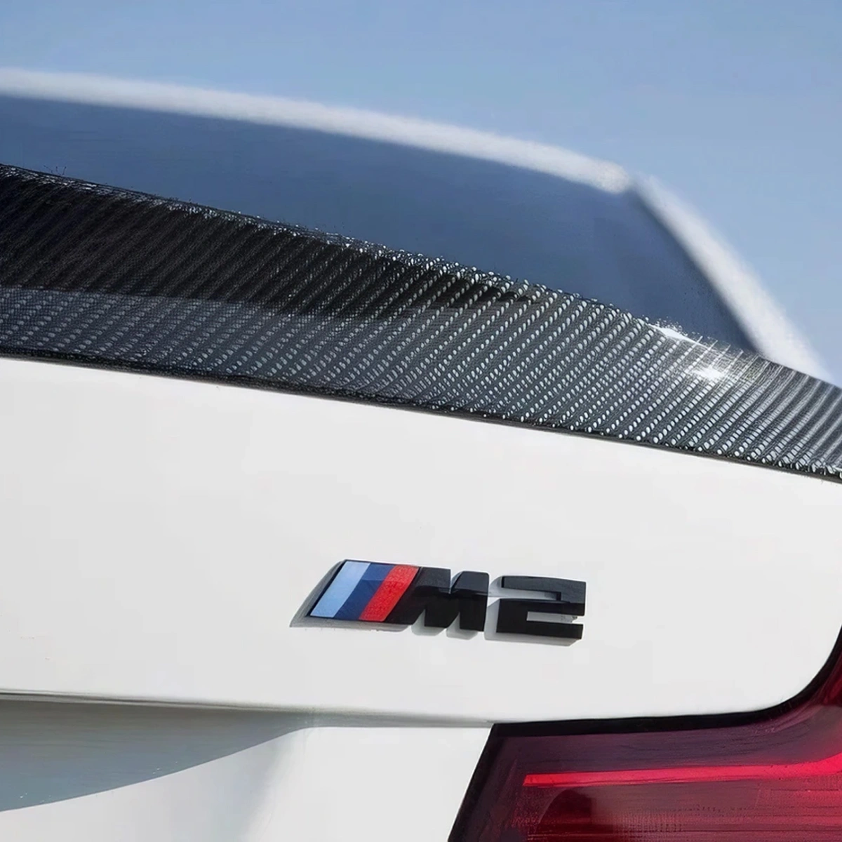 Bmw G87 M2 Siyah Bagaj Amblemi