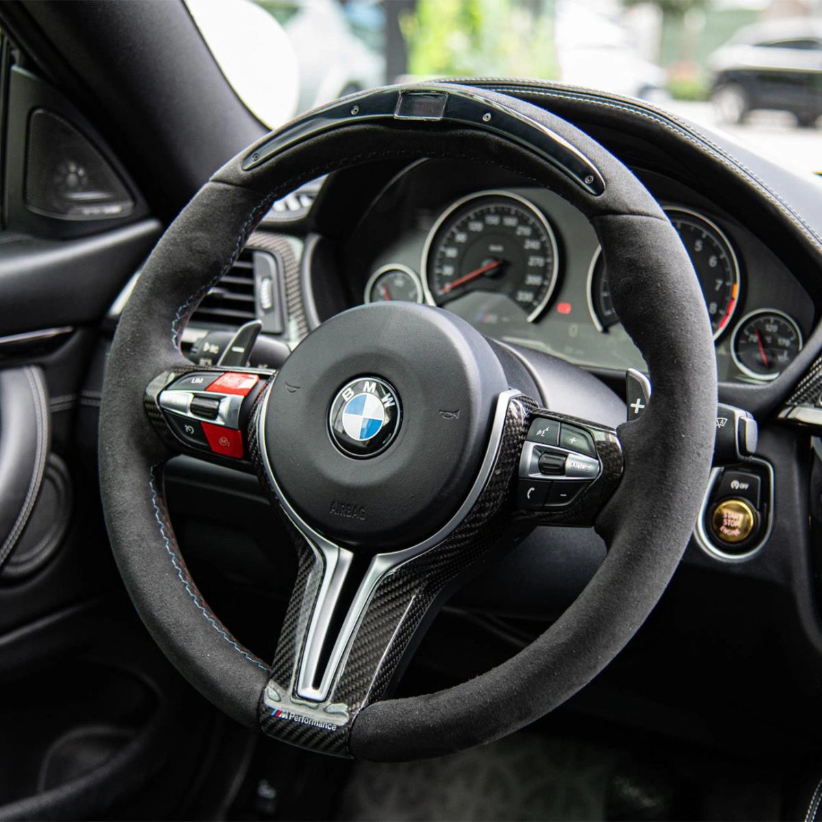 BMW M Performance Elektronik Direksiyon Race Display - Alcantara - Karbon Fiber