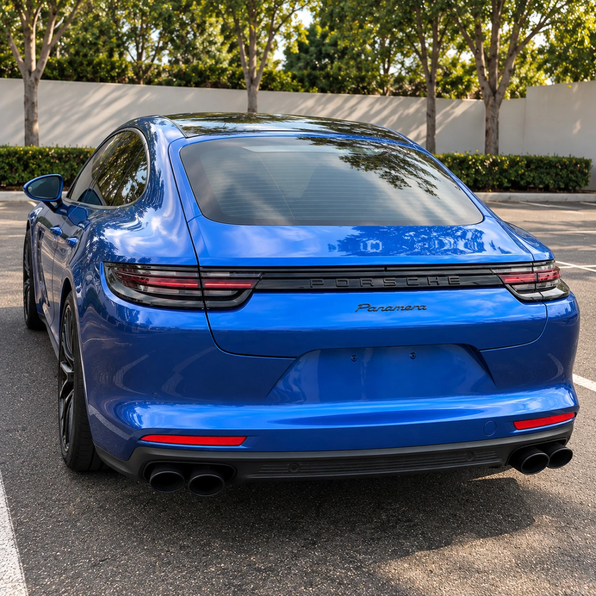 Porsche Design Panamera Bagaj Amblemi Parlak Siyah - 971853675H