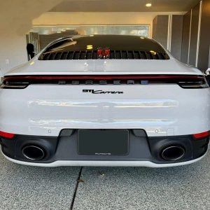 Porsche Design Cayenne Bagaj Yazısı Parlak Siyah - 9Y0853670041