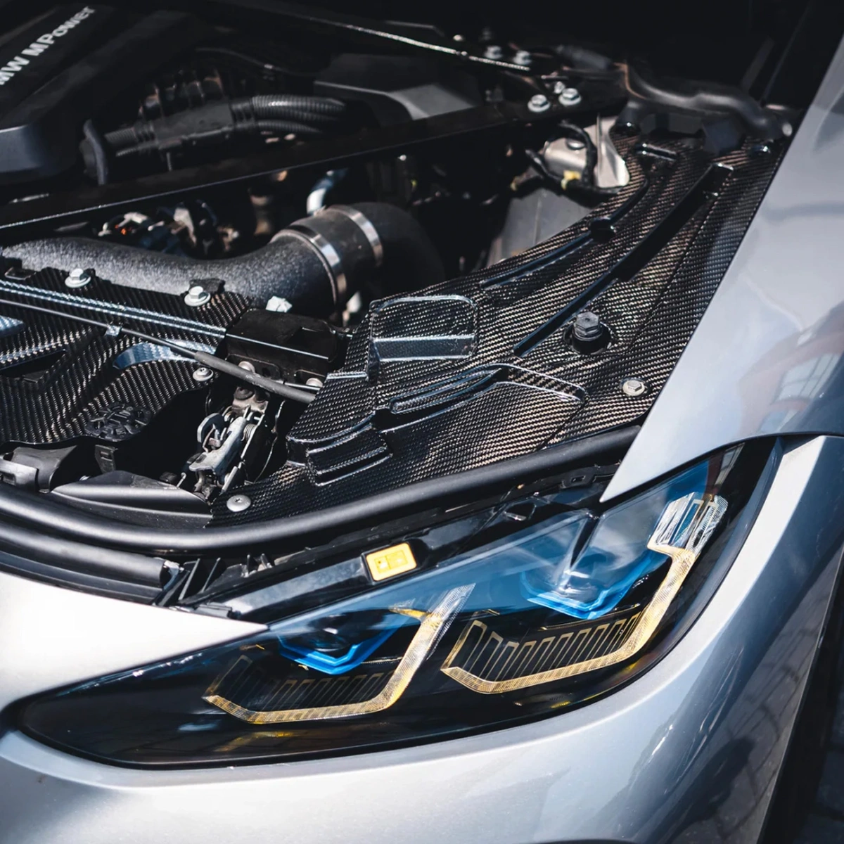 Drifton - BMW M3-M4 G80-G82-G83 Dry Karbon Ön Kaput İç Panel Kapağı 2 Parça Set 2021+