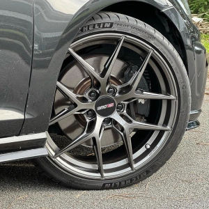 Motec MCR4-ULTIMATE Steelgrey D9 8.5x19 5x112 ET45 Ø66.5 Takım Jant