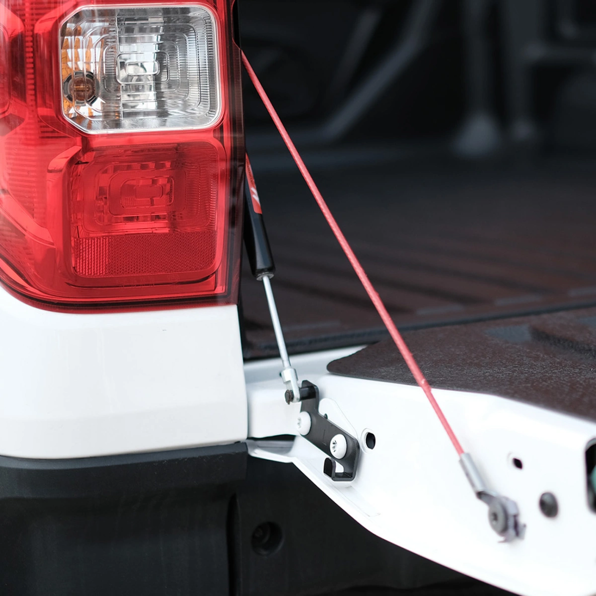 Maxliner Kapak Asistanı - Arka Kapak Bagaj Destek Mekanizması VW Amarok