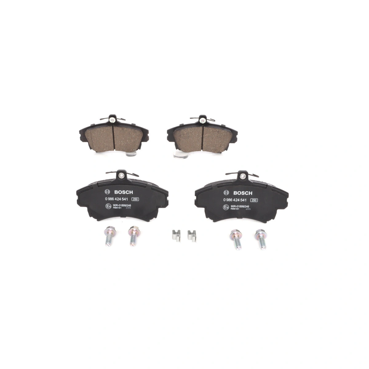Bosch 0986424541 Ön Fren Balatası - Volvo V40/S40, Mitsubishi Carisma (1995-2012, 1.3-2.0L)