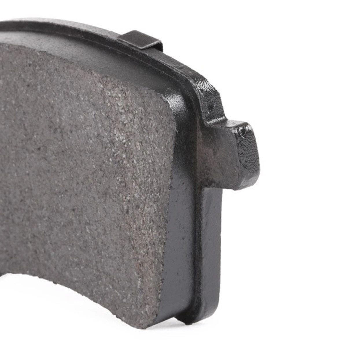 Bosch 0986424332 Ön Fren Balatası - Opel Astra (2015-2022, 1.0-1.6L)