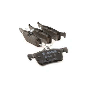 Bosch 0986494715 Arka Fren Balatası - Peugeot 308 (2013-2021, 1.2-2.0L)