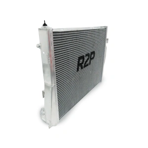 R2P Bmw E92 M3 Performans Radyatör