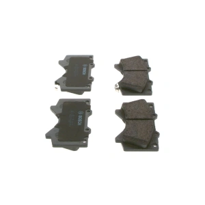 Bosch 0986494449 Ön Fren Balatası - Toyota Land/Sequoia, Lexus Lx (2006-2015, 2.8-5.7L)