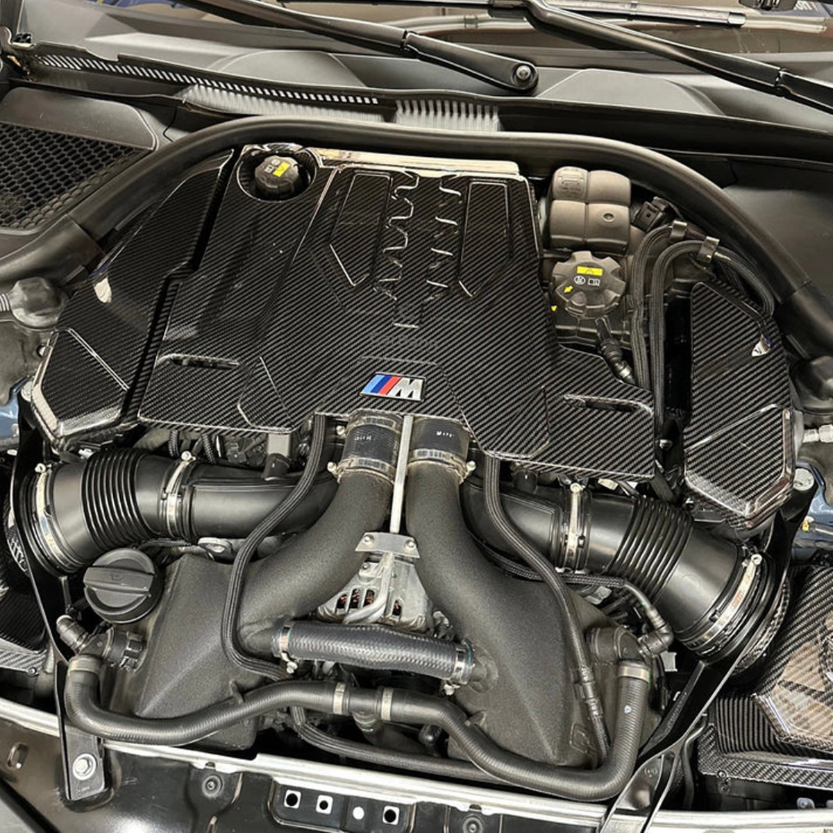 Drifton Bmw F90 M5 Kuru Karbon Kontrol Ünitesi Kutu Kapağı - 2017-2023