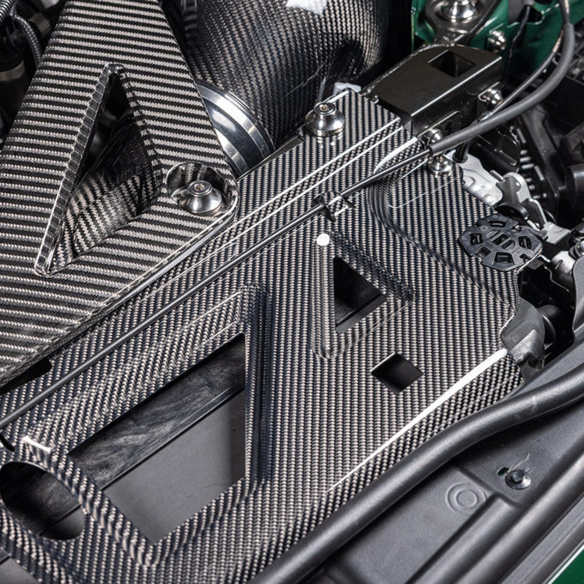 Drifton BMW M3-M4 G80-G82-G83 Kuru Karbon Motor Ön Panel Kapağı 2021+