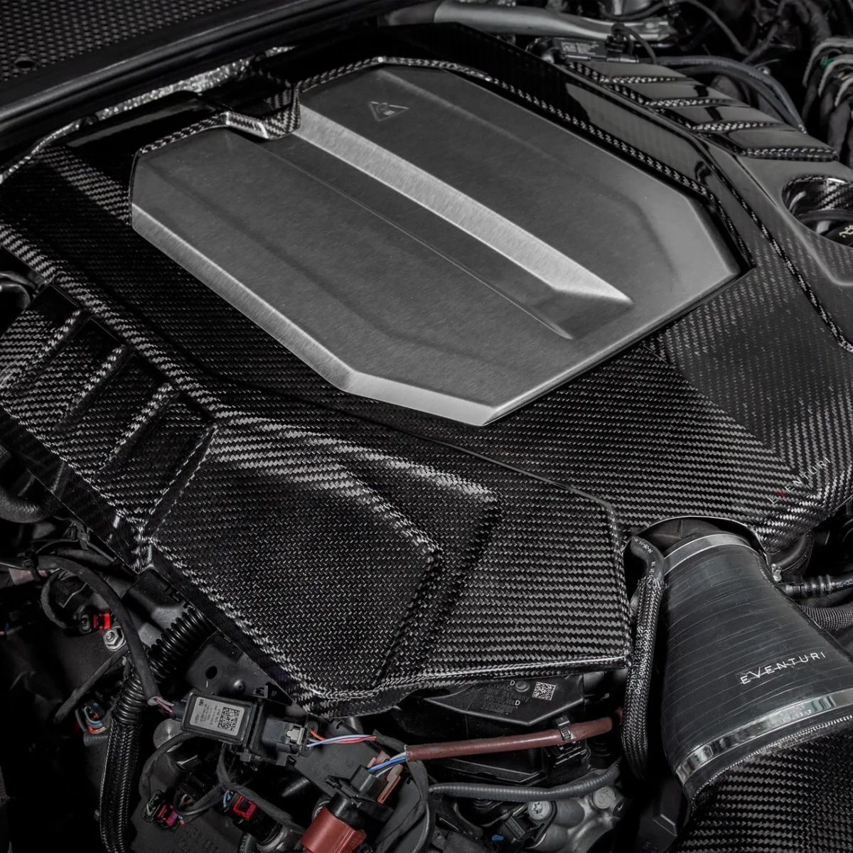 Eventuri EVE-C8RS6-CF-ENG Audi C8 RS6 RS7 Karbon Fiber Hava Emiş Sistemi - Gloss