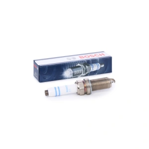 Bosch 0241245673 FQ5NPP332S Çift Platin Buji - Audi A3-A4-A5-Q5-TT - VW Golf GTI-Passat - Porsche Macan - EA888 1.8-2.0 TFSI - Tekli
