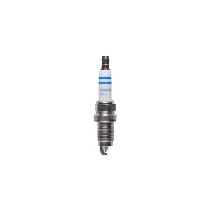 Bosch 0242240665 İridyum Buji - A1 A3 Ibiza Leon Golf 6 1.4 TSI - FR6HI332 - 1 Adet