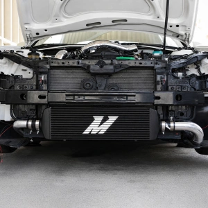 Mishimoto MMINT-UJB J-Line Universal Intercooler 9.7 Litre - Siyah