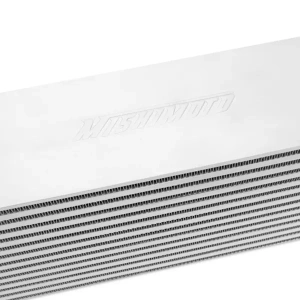 Mishimoto MMINT-UJ J-Line Universal Intercooler 9.7 Litre - Gümüş