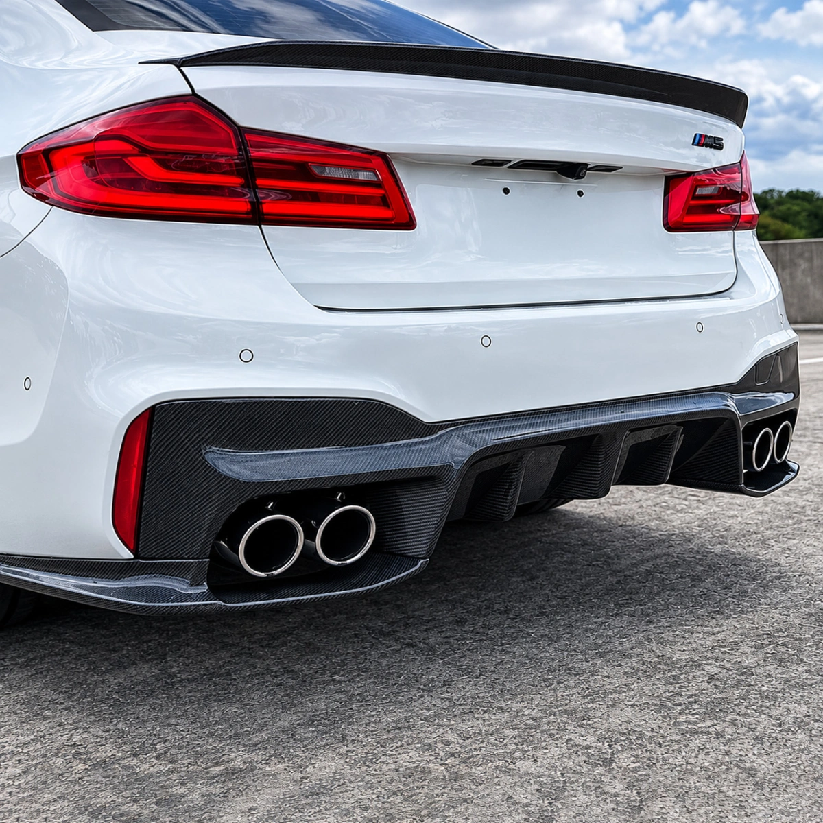 Drifton BMW F90 M5 3D Style Karbon Arka Difüzör - 2018-2023