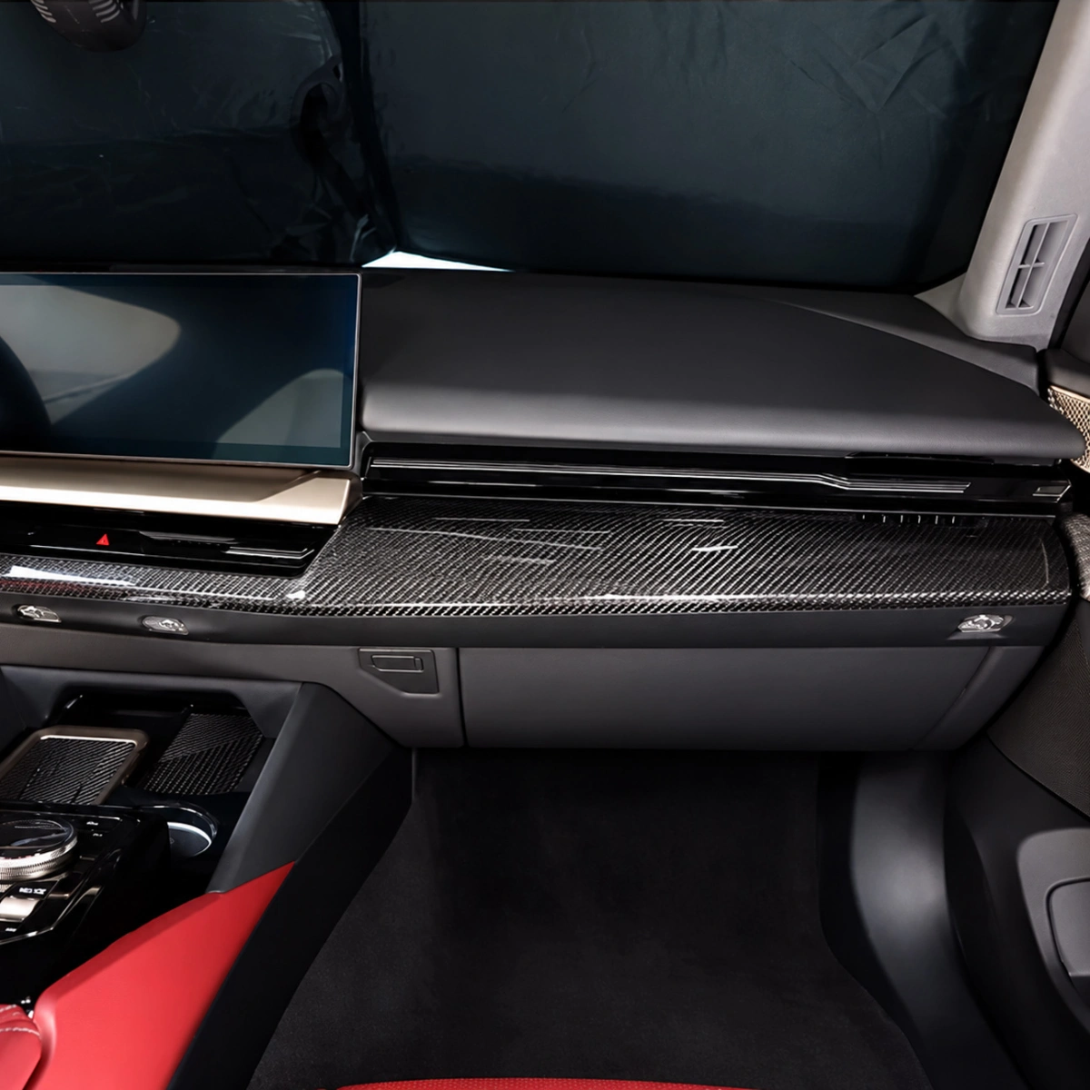 Drifton BMW G60 5 Serisi Karbon Gösterge Paneli Trimi Yolcu Tarafı - 2023+