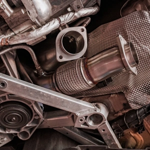 RVNG BMW M3 - M4 - M2 G80-G82-G87 S58 HydroFlow 5 inç Race Downpipe Seti - Katalizörsüz