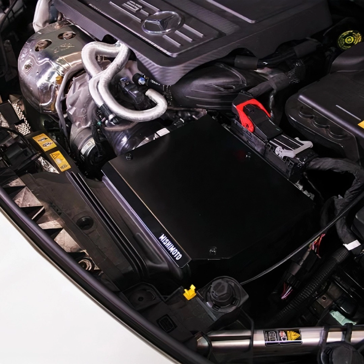 Mishimoto Mercedes-Benz W176 A45 AMG - C117 CLA45 AMG - X156 GLA45 AMG 2013-2018 Hava Filtre Kiti