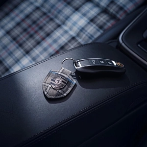 Porsche Design Anahtarlık