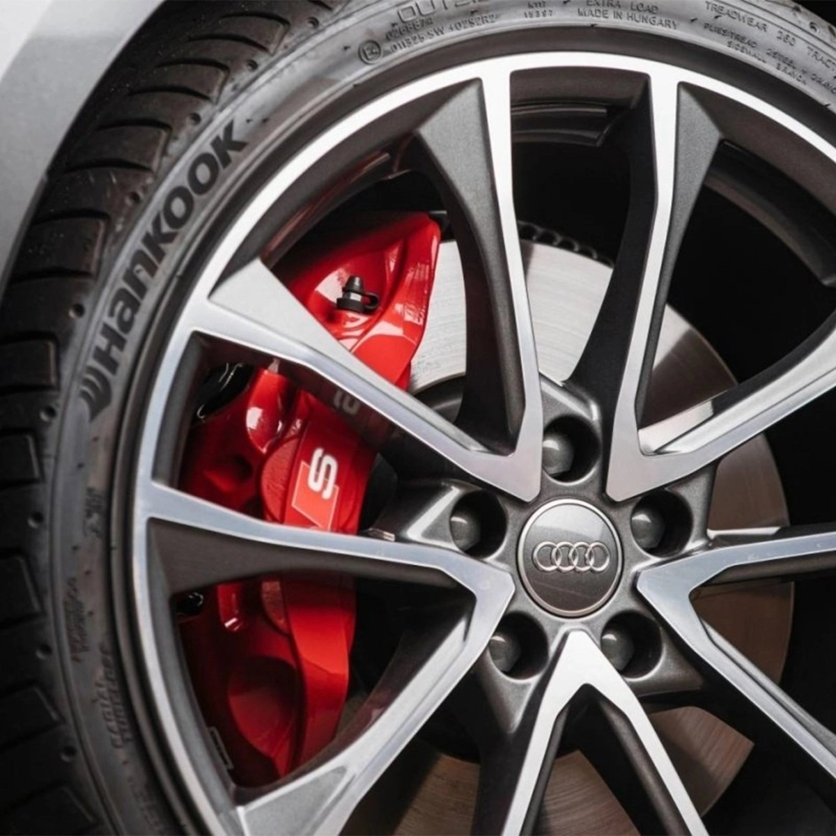Akebono Audi S-R-Audi Sport Serisi Akebono 6 Pot Fren Takımı – 374x36mm