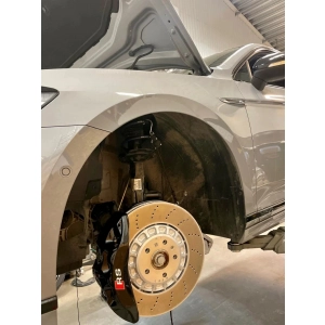 CUPRA Formentor VZ5 / Volkswagen Golf R / Audi RSQ3 F3 Akebono 6 Pot Fren Takımı – 374x36mm