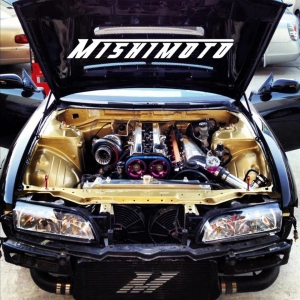 Mishimoto R-Line Universal Intercooler 18.8 Litre - Siyah