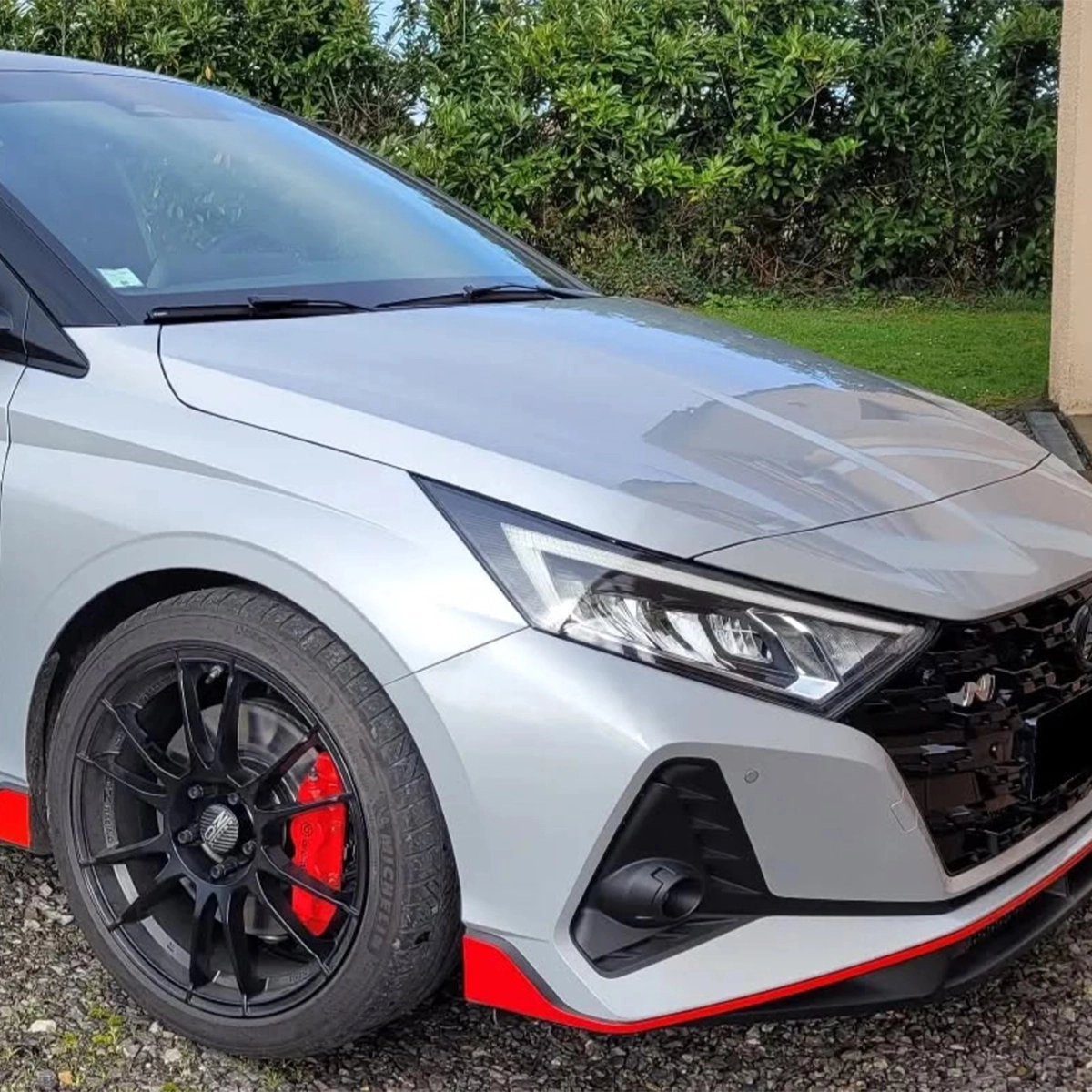 K-System Hyundai i20N Brembo 4 Piston 320x28mm Fren Dönüşüm Kiti – Kırmızı Kaliper