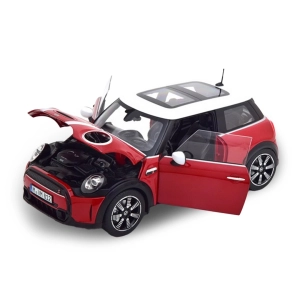 Mini Cooper SE 1.18 Diecast Model Araba