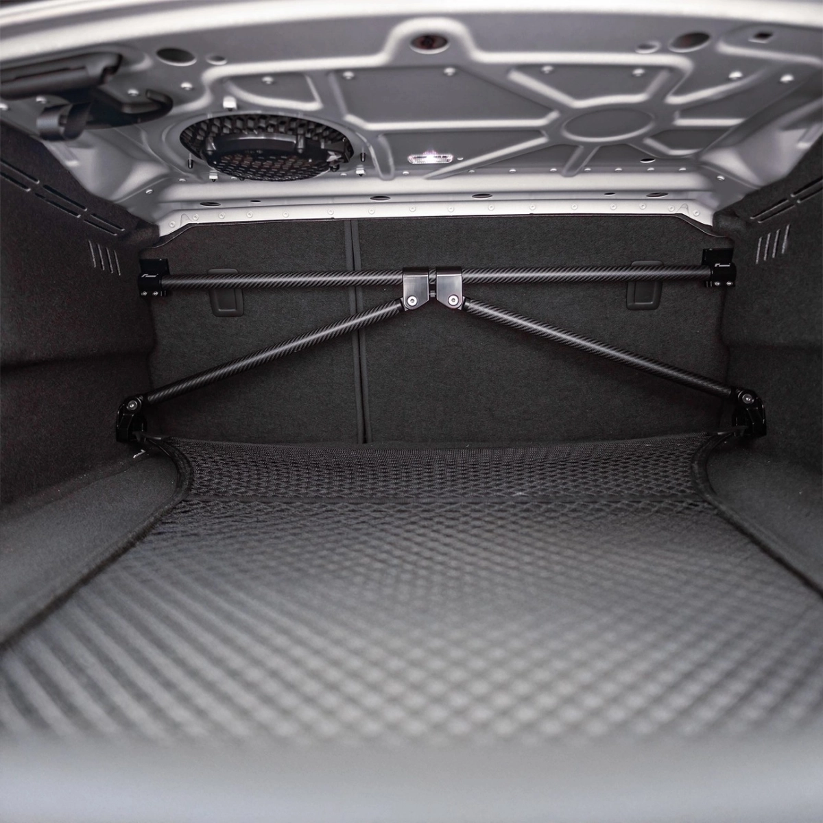 RacingLine Karbon Fiber Arka Gövde Gergisi - Audi 8V 8Y A3 S3 Sportback