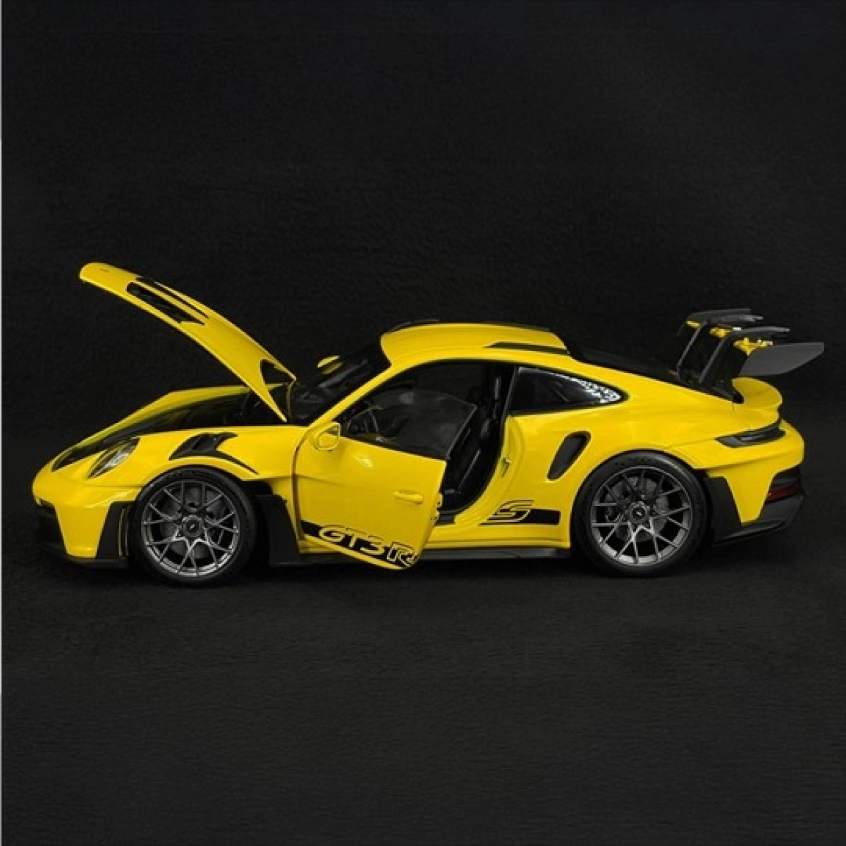 Porsche Design Diecast GT3 RS Model Araba