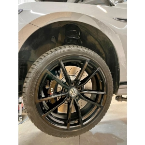 CUPRA Formentor VZ5 / Volkswagen Golf R / Audi RSQ3 F3 Akebono 6 Pot Fren Takımı – 374x36mm