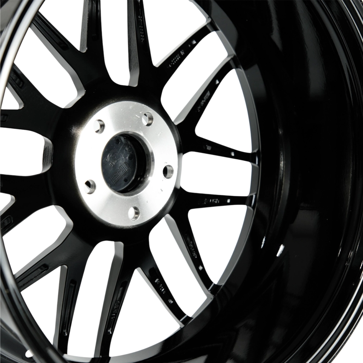 Motec MCR3-Hyper Mesh Gloss Black 8.5x19 5x112 ET45 Ø66.5 Takım Jant