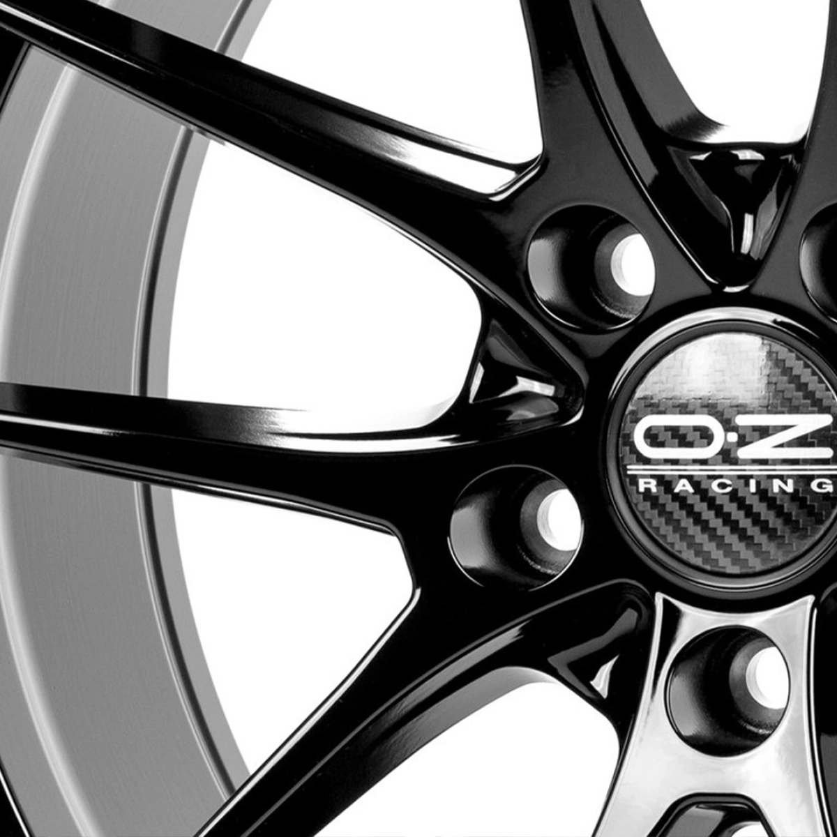 OZ Racing Leggera HLT Gloss Black 5x112 10x19 ET38 Takım Jant